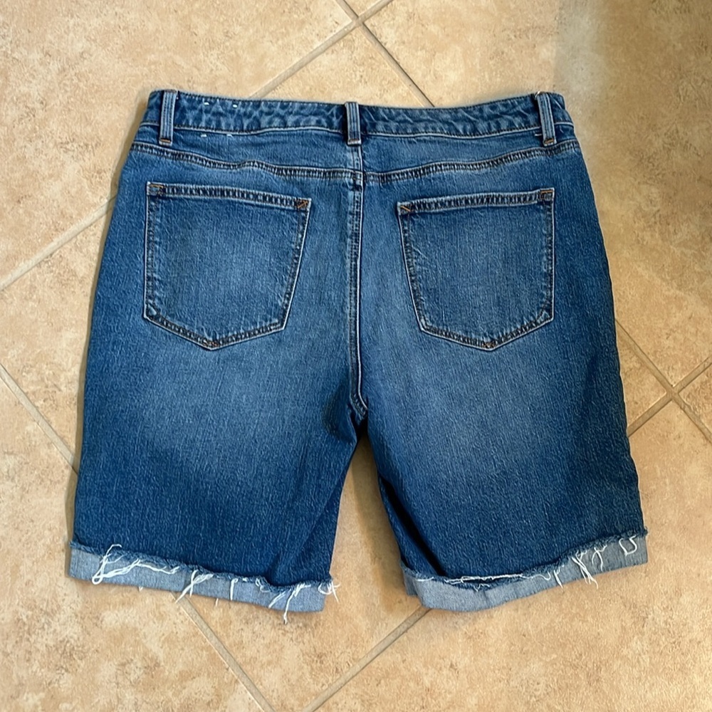 Talbots denim shorts - Picture 4 of 7